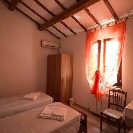بيت ضيافة Conca Doro بيتونا